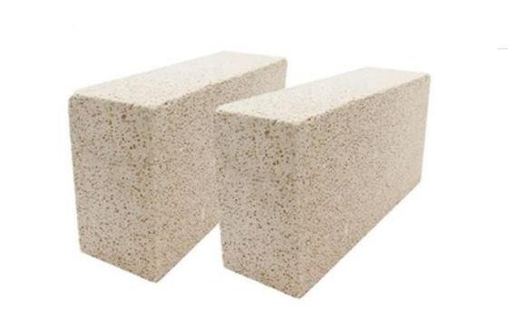 Tijolo de alumina alto de pouco peso do tijolo de fogo para camadas de isolamento térmicas do equipamento