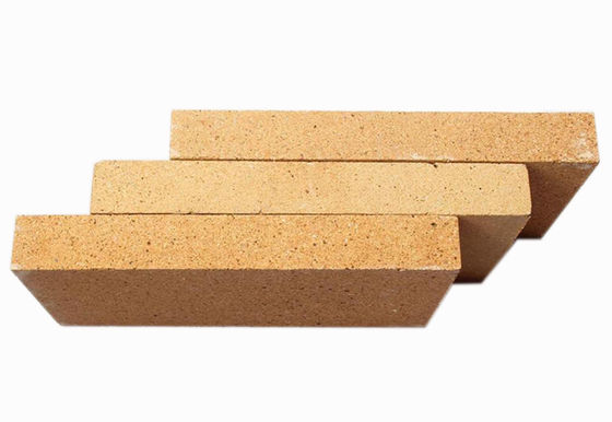 Isolação térmica alta de tijolos refratários da alumina do tijolo universal do arco boa